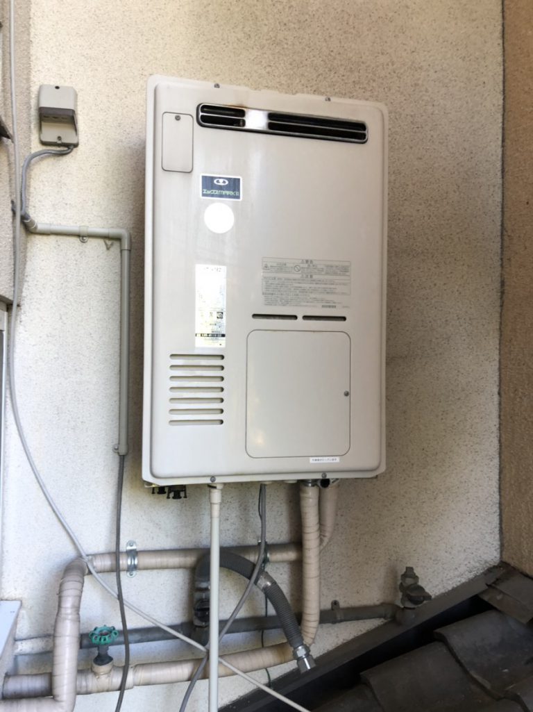 給湯器が古いので壊れる前に取替(北区・H様邸) 京都でリフォームをお考えの方はCRASリフォームへ 給湯器が古いので壊れる前に取替(北区・H様邸) 京都でリフォームをお考えの方はCRASリフォームへ